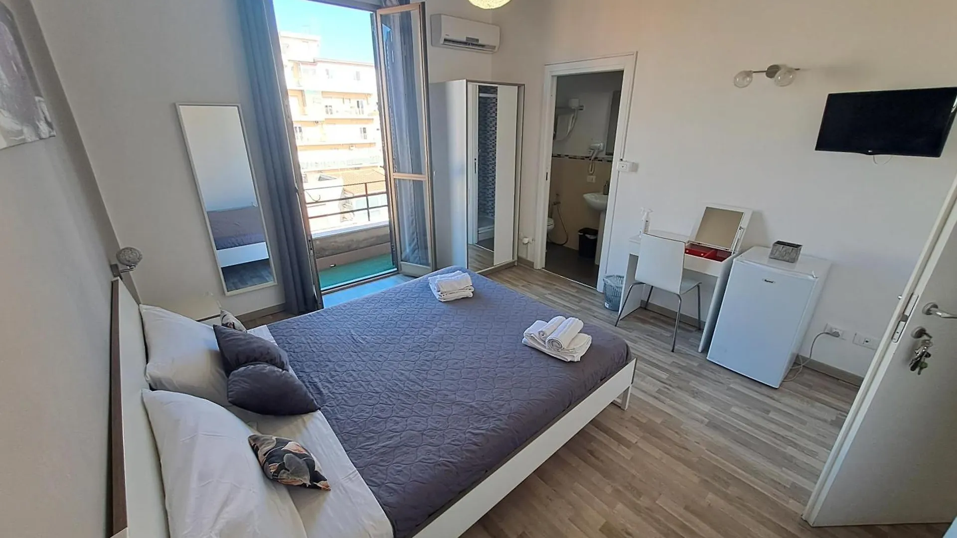 Bed and breakfast Bedroom La Stazione Palermo Italia